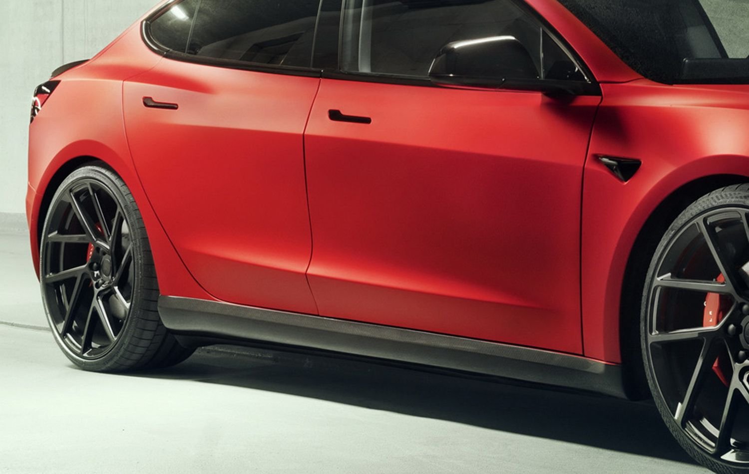 Tesla Model 3 - Image 3